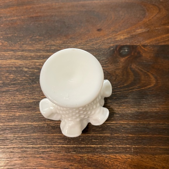 Fenton Hobnail Vintage Milk Glass Ruffle 4 inch Vase - Picture 3 of 4